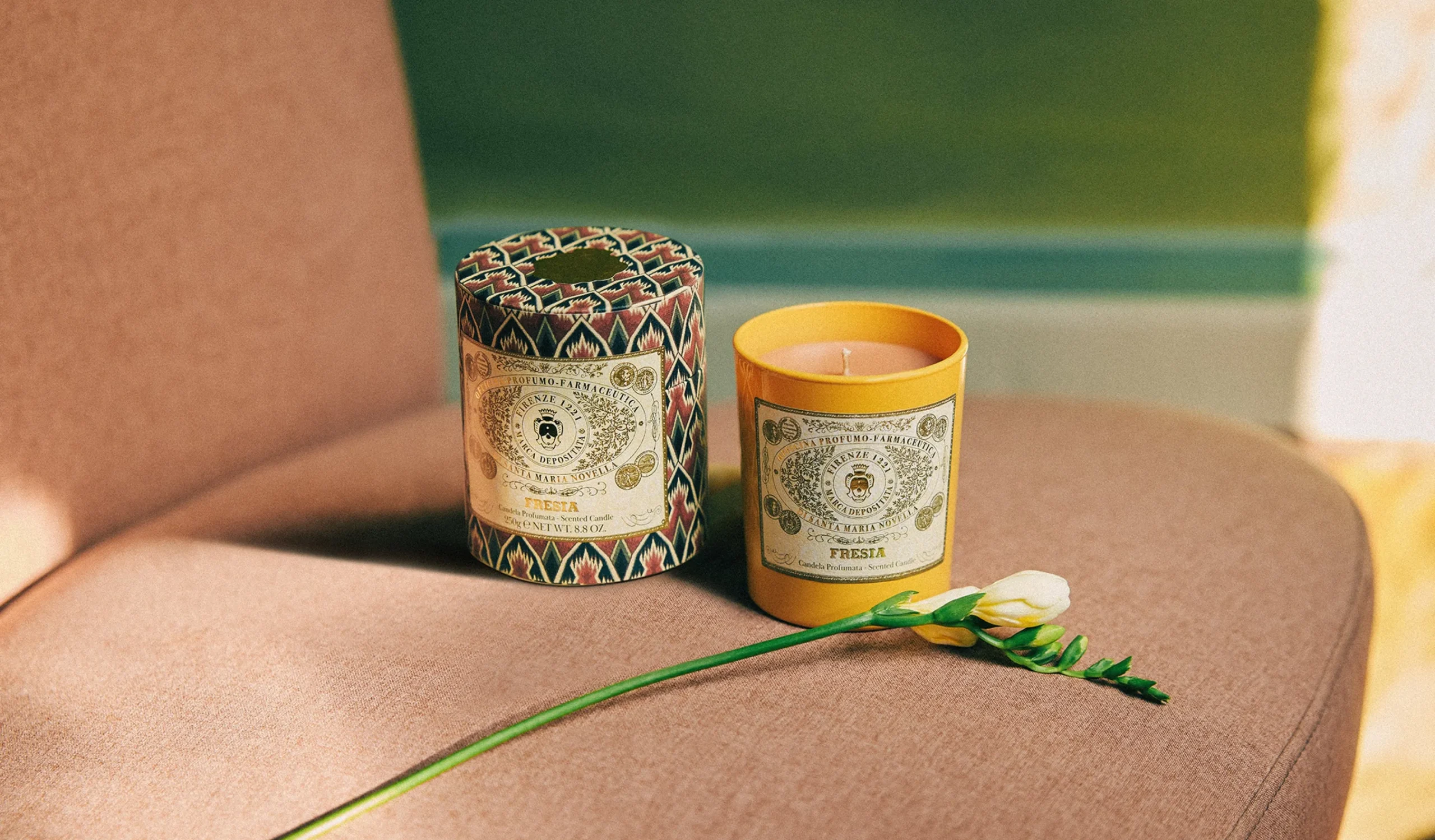 fresia_scented_candle_0.webp Santa Maria Novella Glass Candles>Fresia Scented Candle