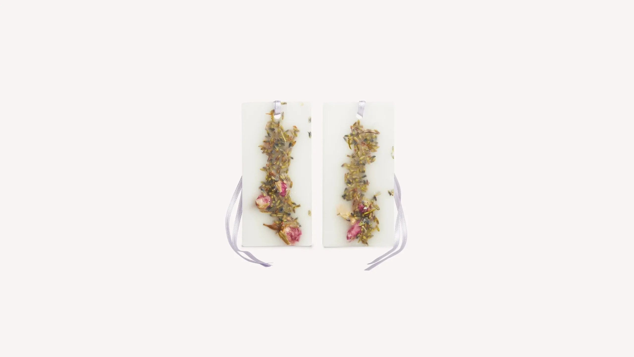lavanda_scented_wax_tablets_1.webp Santa Maria Novella Scented Wax Tablets>Lavanda Scented Wax Tablets
