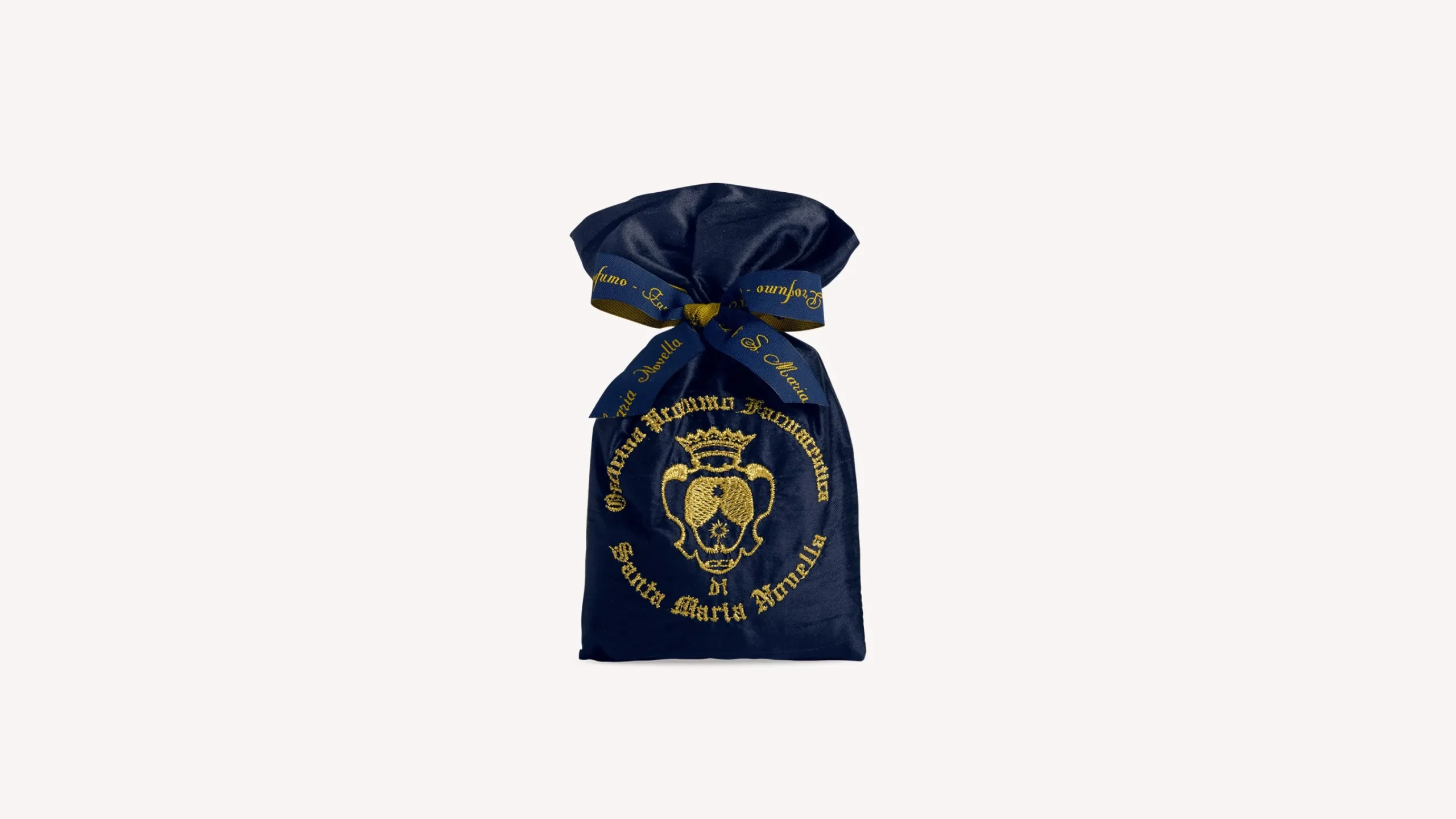 pot_pourri_in_embroidered_silk_sachet_1.webp Santa Maria Novella Pot Pourri>Pot Pourri in Embroidered Silk Sachet