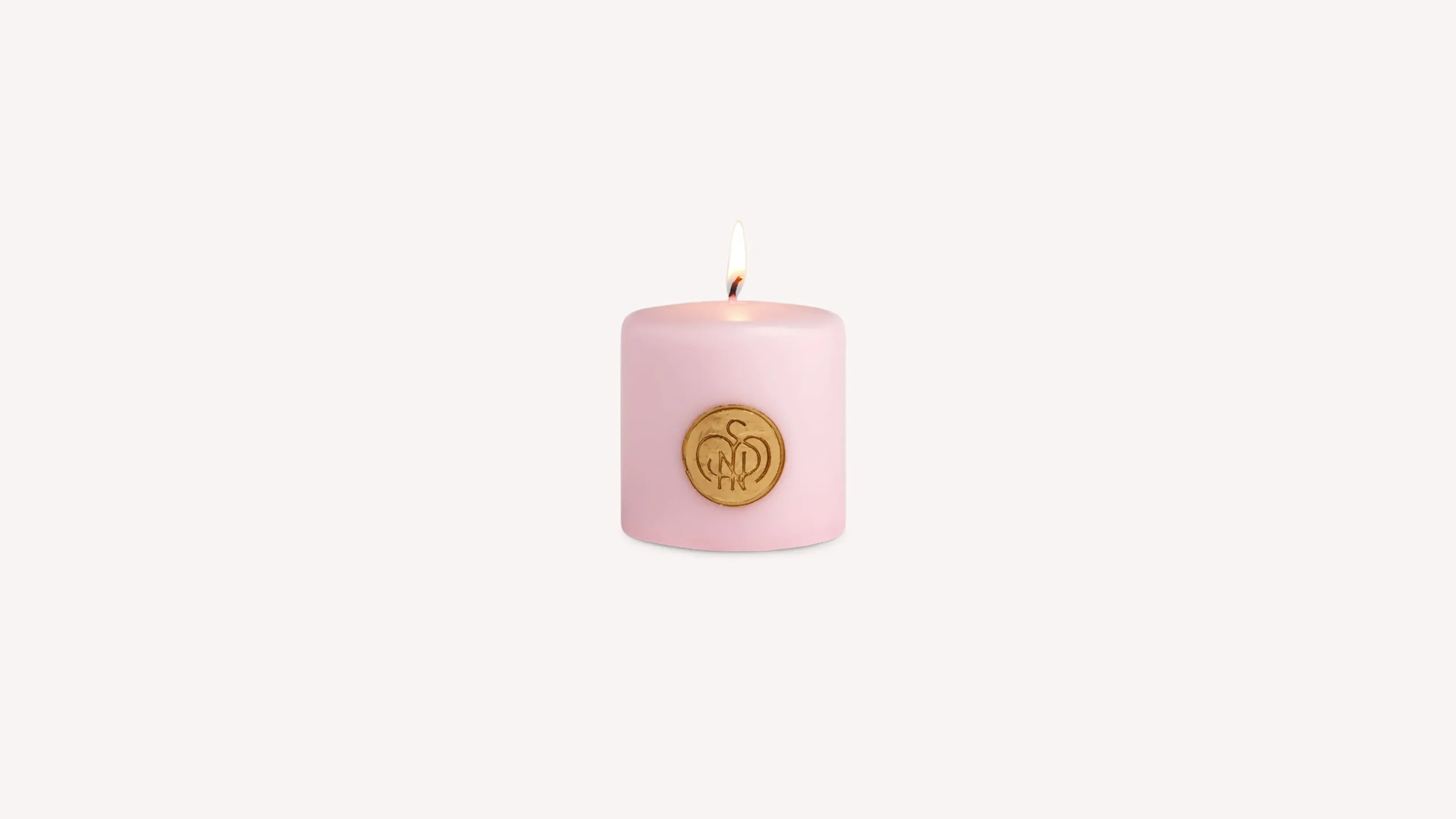 rosa_scented_candle_1.webp Santa Maria Novella Traditional Scented Candles>Rosa Scented Candle